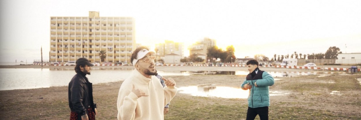 yiisto's profile banner image