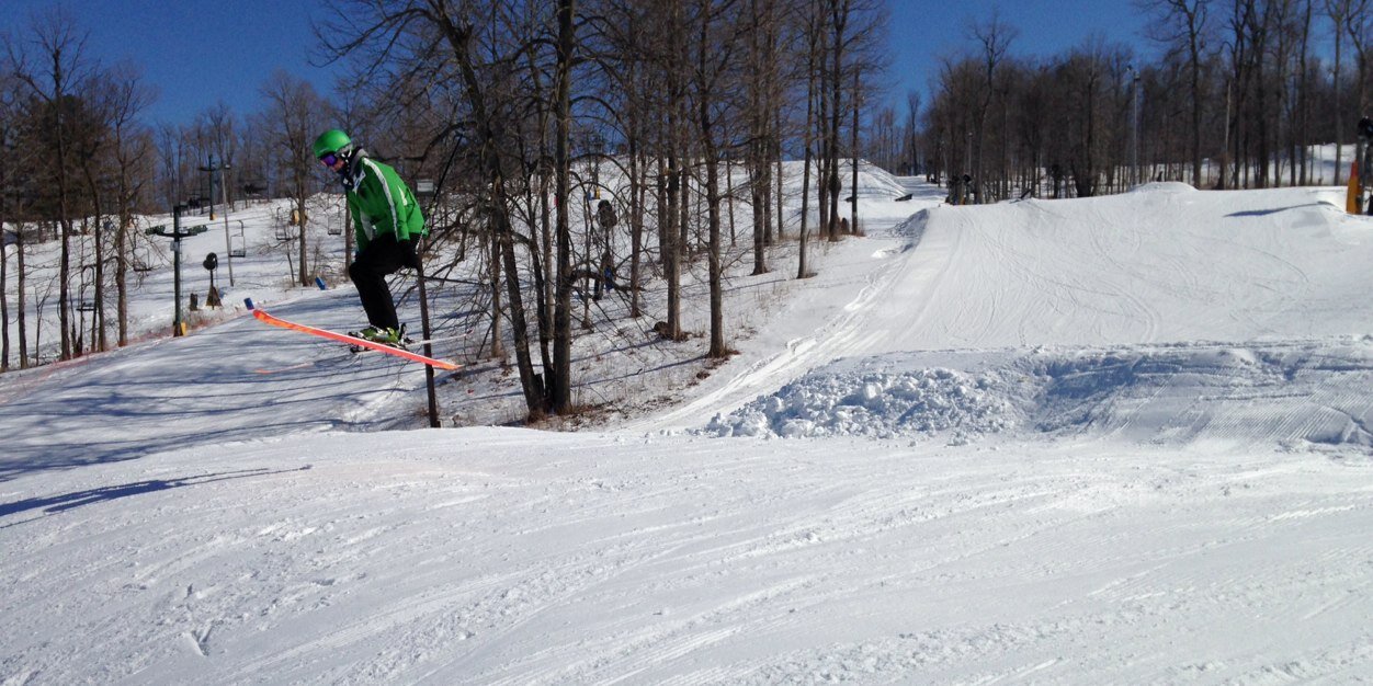 Tyler Holcomb banner