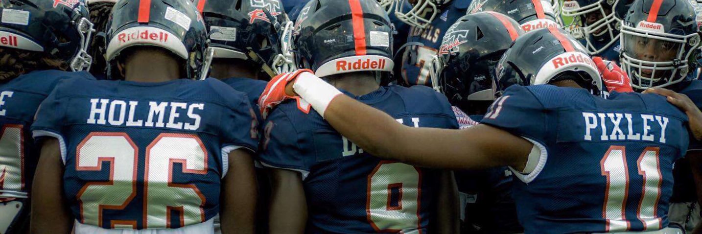 Quez Holmes banner