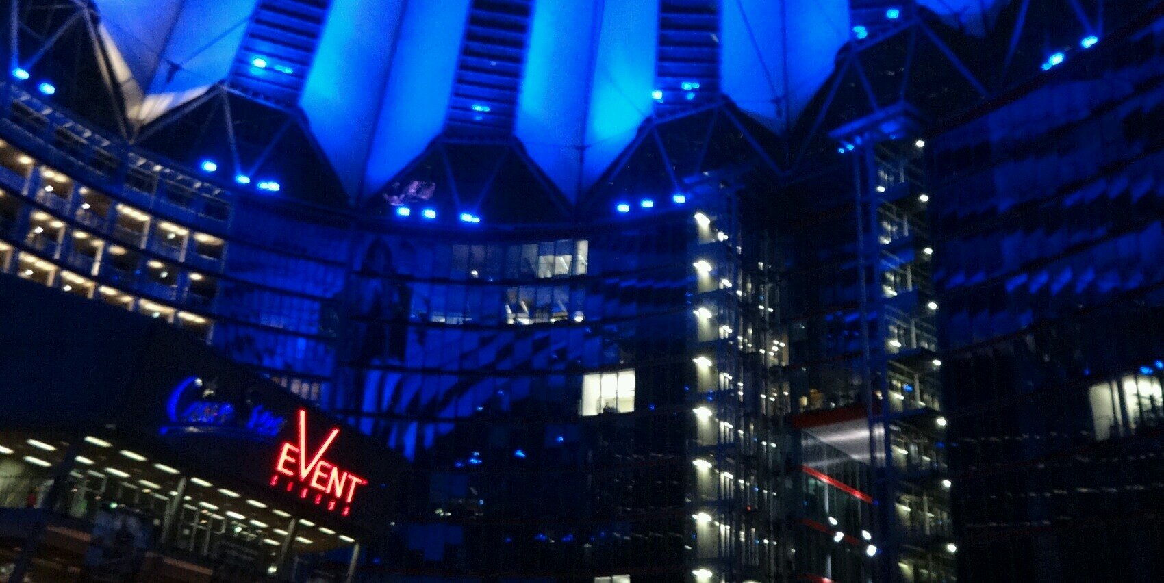 RobergGarcia's profile banner image