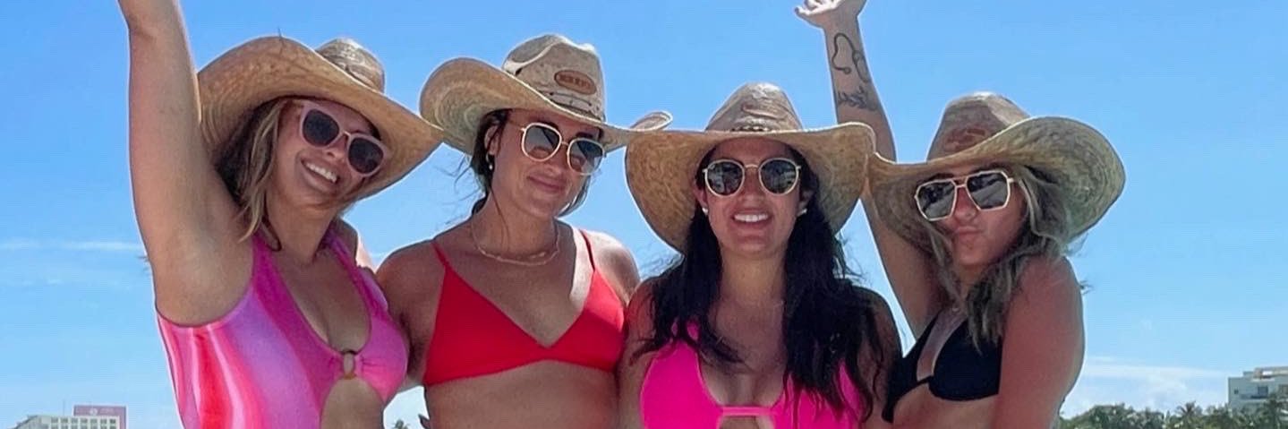 kacinelliott's profile banner image