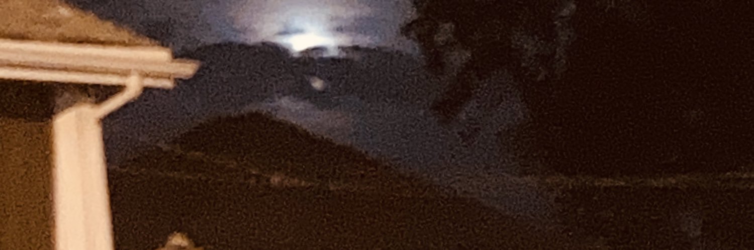 jhofre10's profile banner image