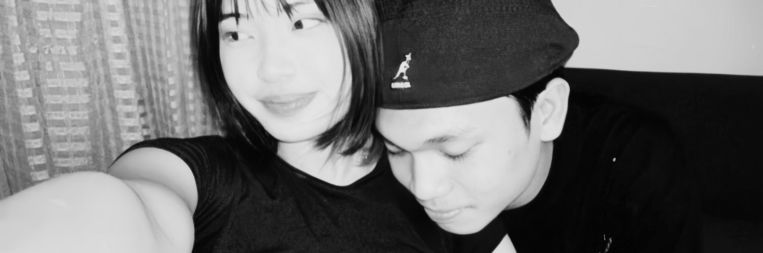 aintjoa's profile banner image