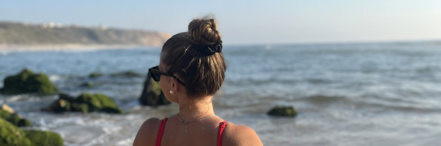 mia140__'s profile banner image