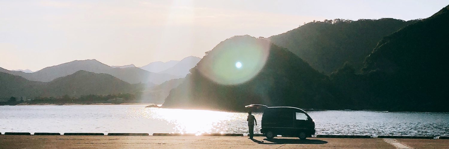 happyymr's profile banner image
