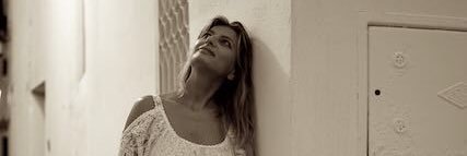 Monicatriari's profile banner image