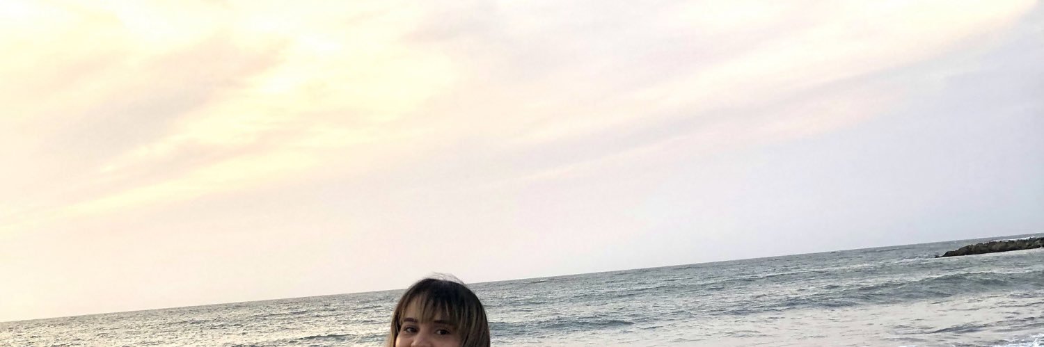 elsaqv30's profile banner image