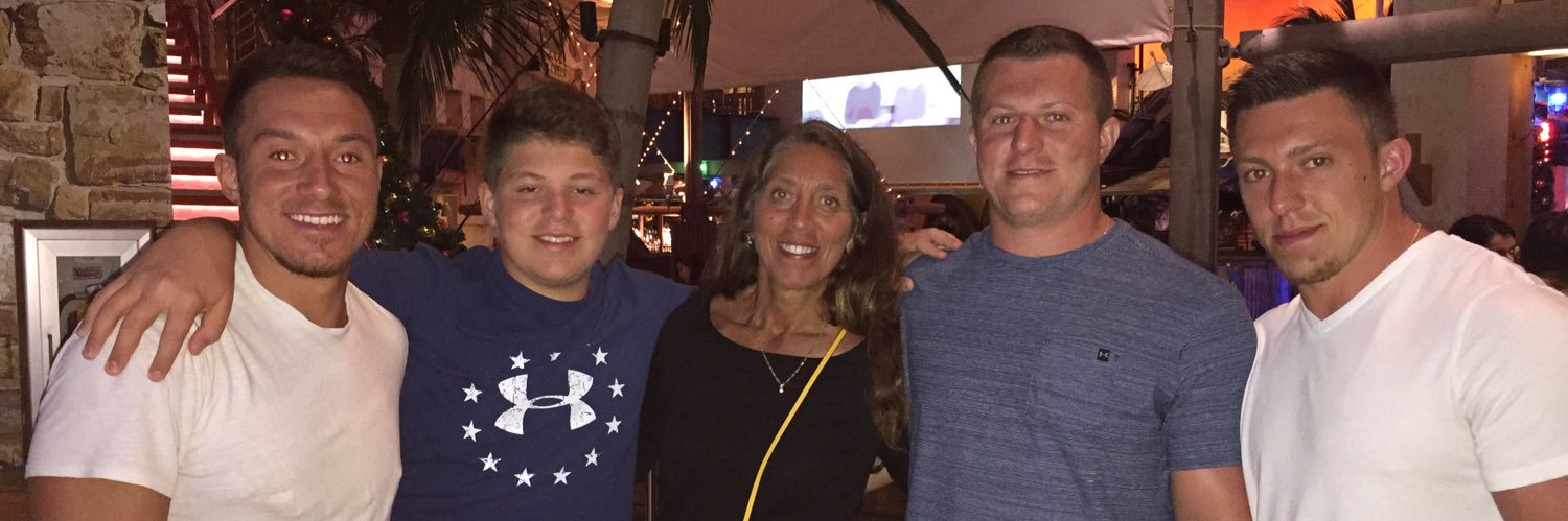 LoganBarna's profile banner image