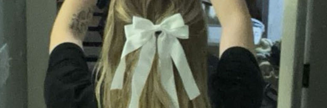 miah23foubert's profile banner image