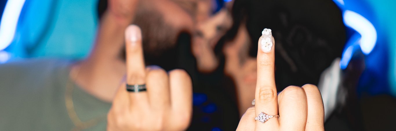 holagay_'s profile banner image