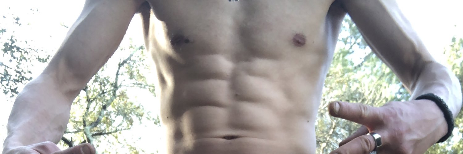 raymrik's profile banner image