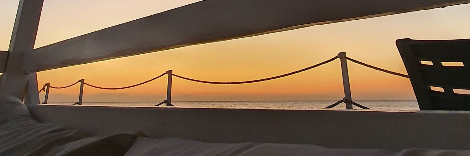 arianbg_'s profile banner image