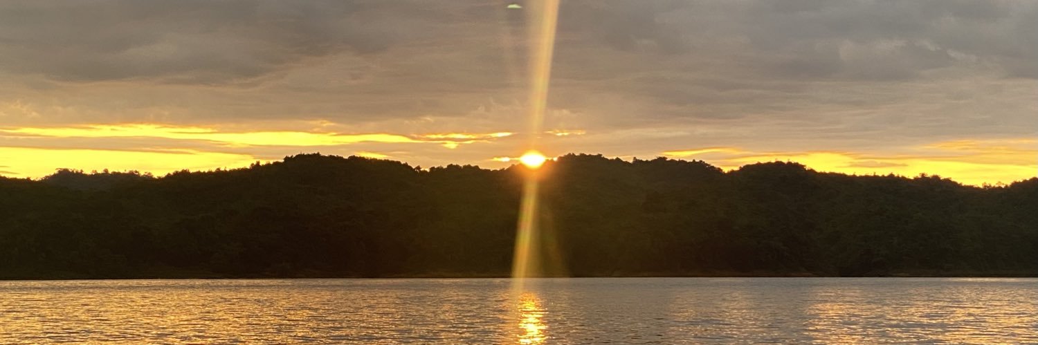 nrefiiab's profile banner image