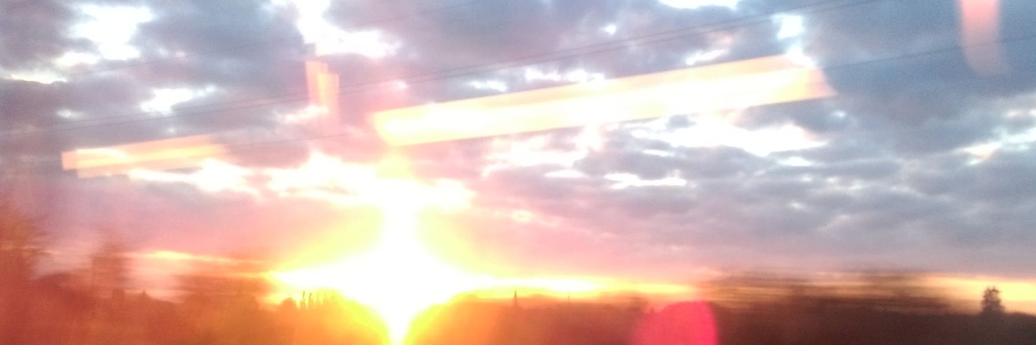 loudlroa's profile banner image
