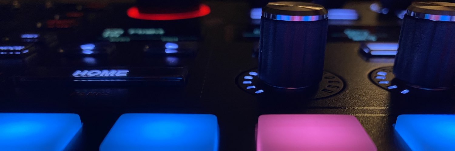 HOLYCHA0's profile banner image