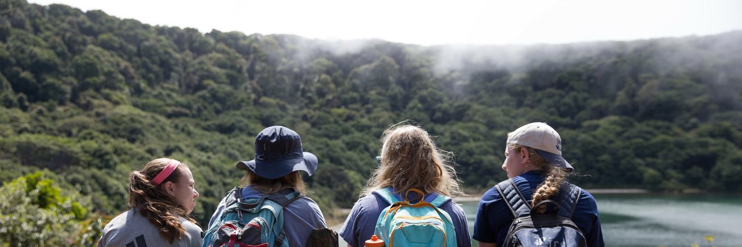 lohughes7's profile banner image