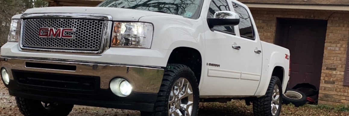 HUNTERLACROIX's profile banner image