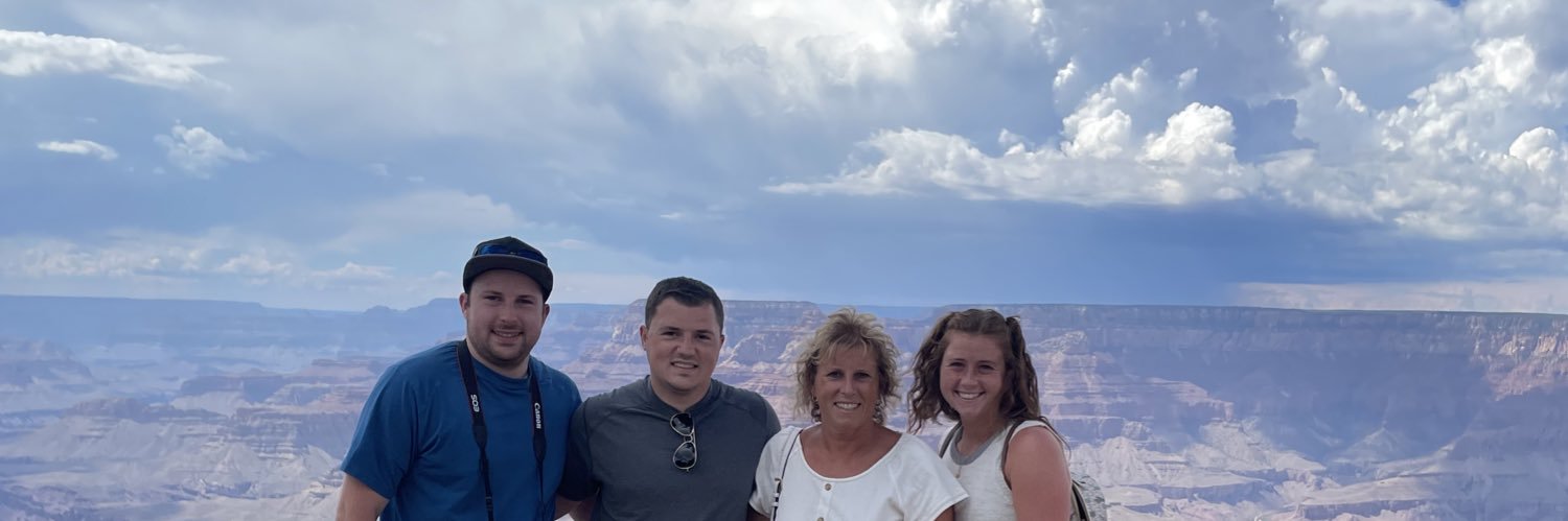 allisonpaulus's profile banner image