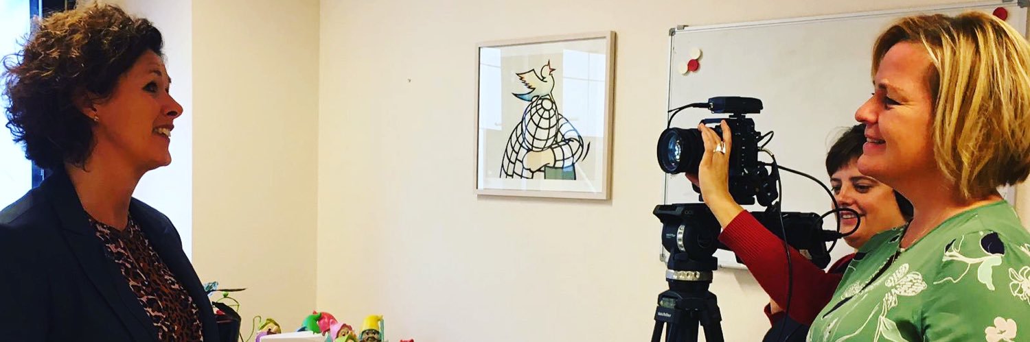 Emily May 't Hoen banner