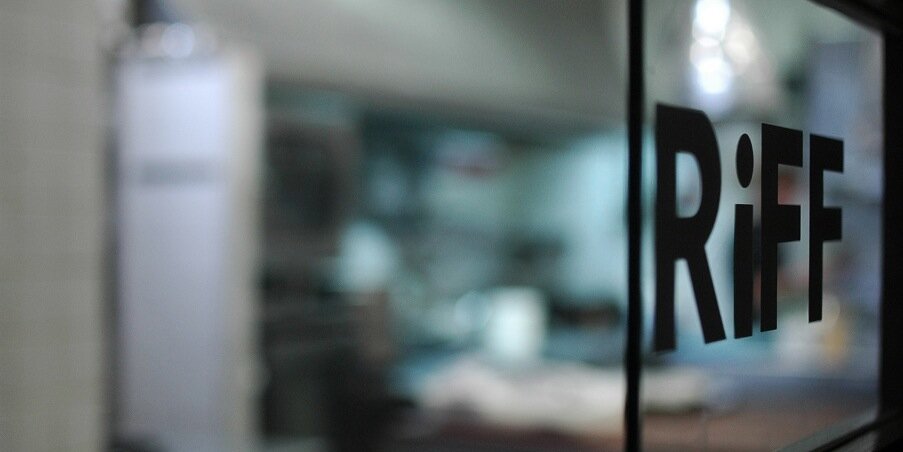 Bernd H. Knöller banner