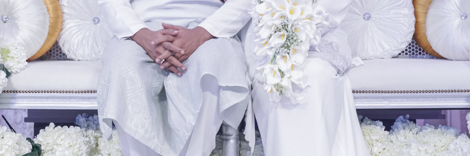 deenaimran's profile banner image