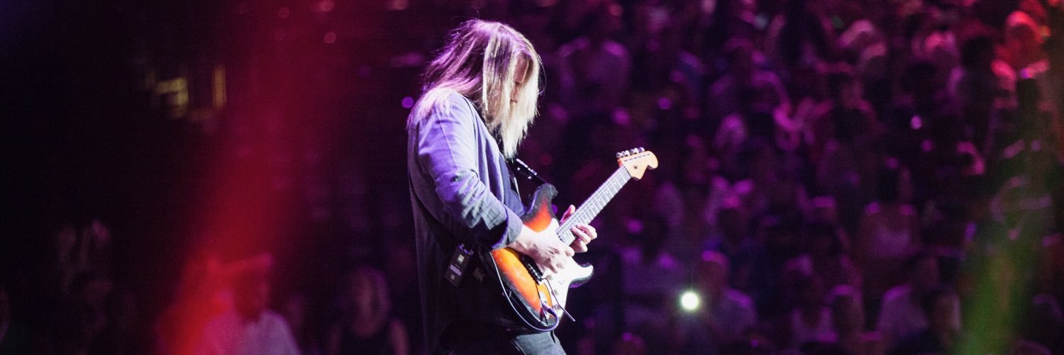 jonnydose's profile banner image