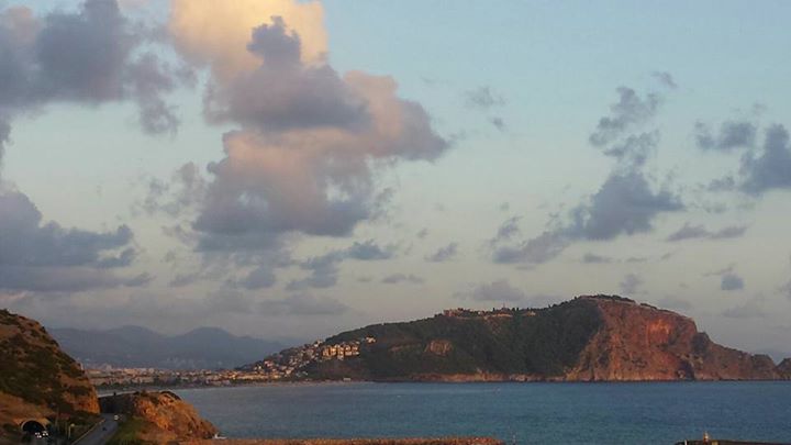 alwayslaughingtoby banner