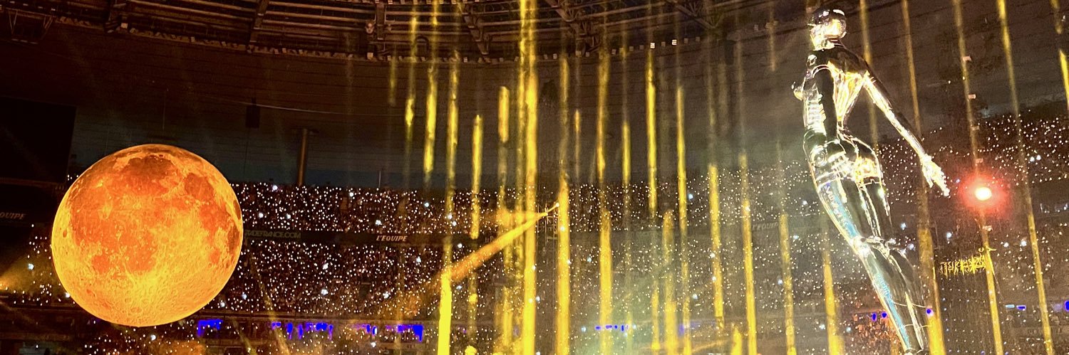 leaedln's profile banner image