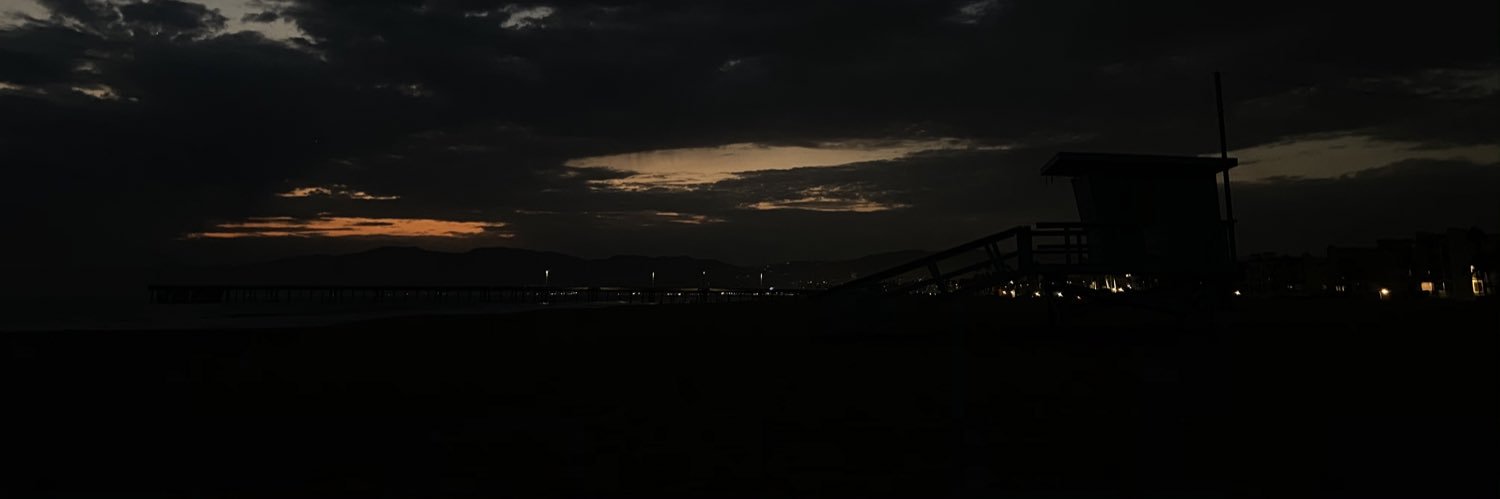 deyeahnah's profile banner image
