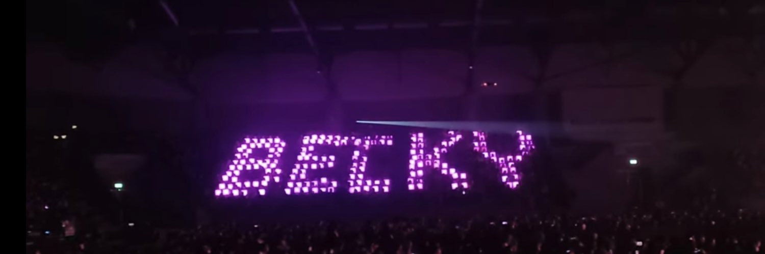 angelvive's profile banner image