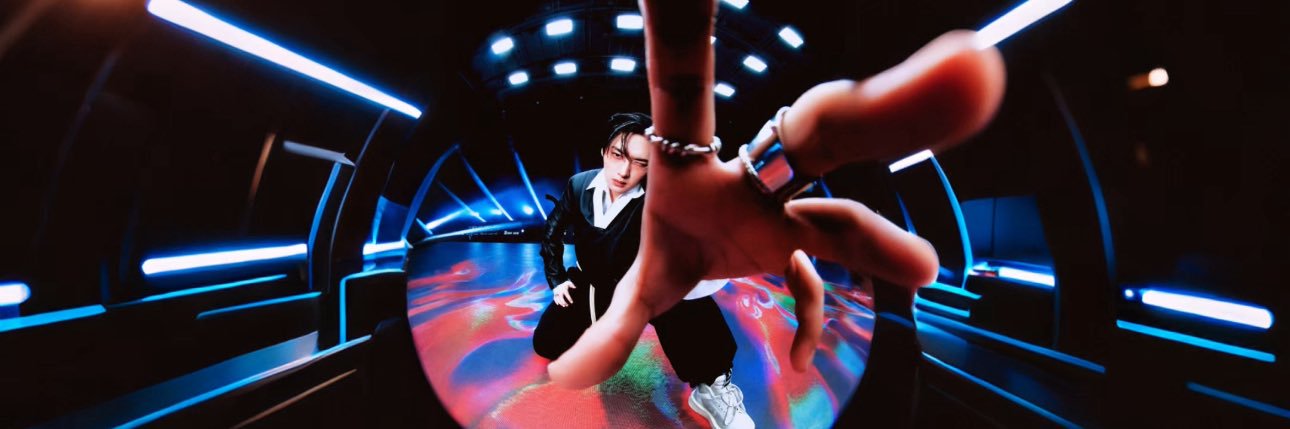 _LINOSGRL's profile banner image