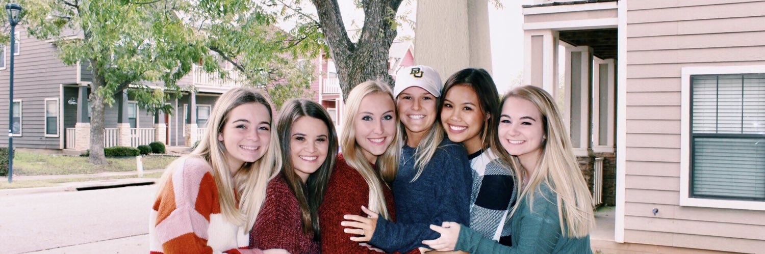 MadelynnTraylor's profile banner image
