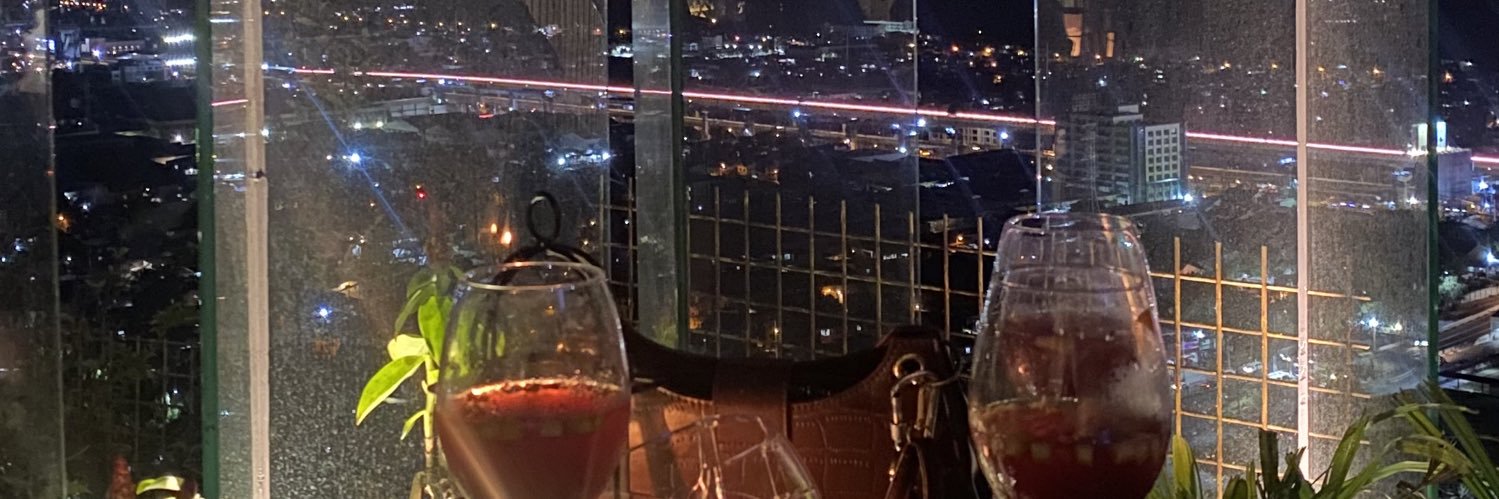 almalvezreign's profile banner image