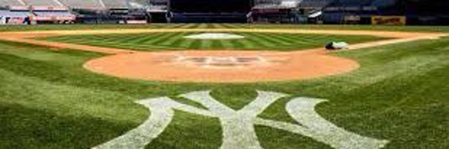 Yankees Pod 🎧 Profile Banner