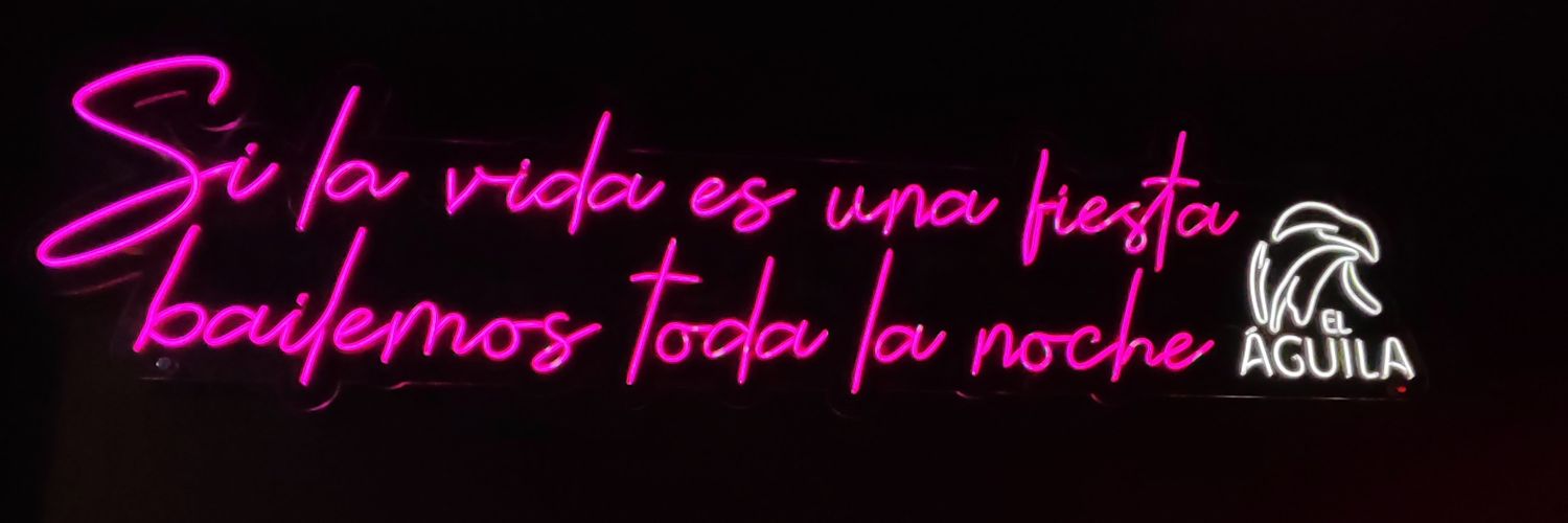 beatrizlr_'s profile banner image