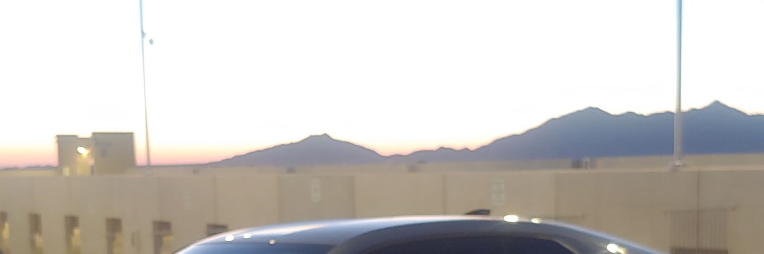 nin_bryan's profile banner image