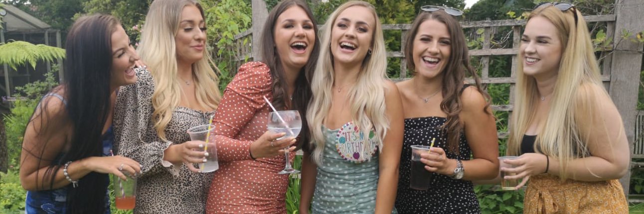 EllieeeM's profile banner image