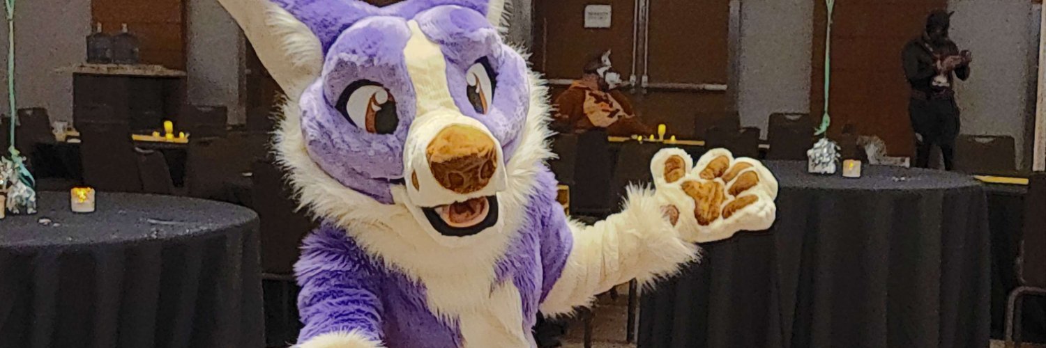 OoLayLee's profile banner image