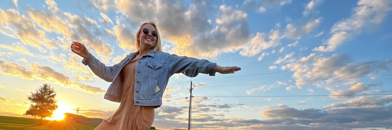 clairesedlar's profile banner image
