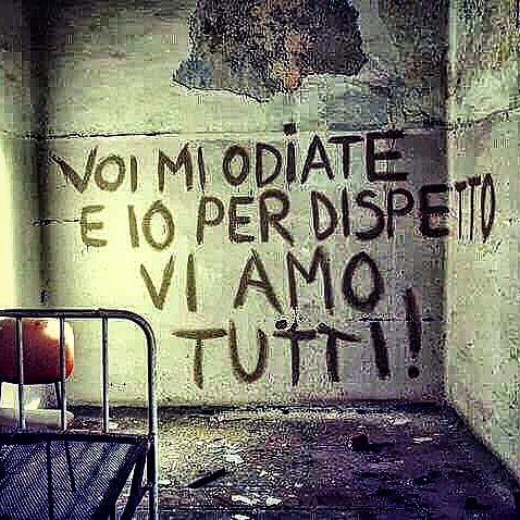 troisideipoveri's profile banner image