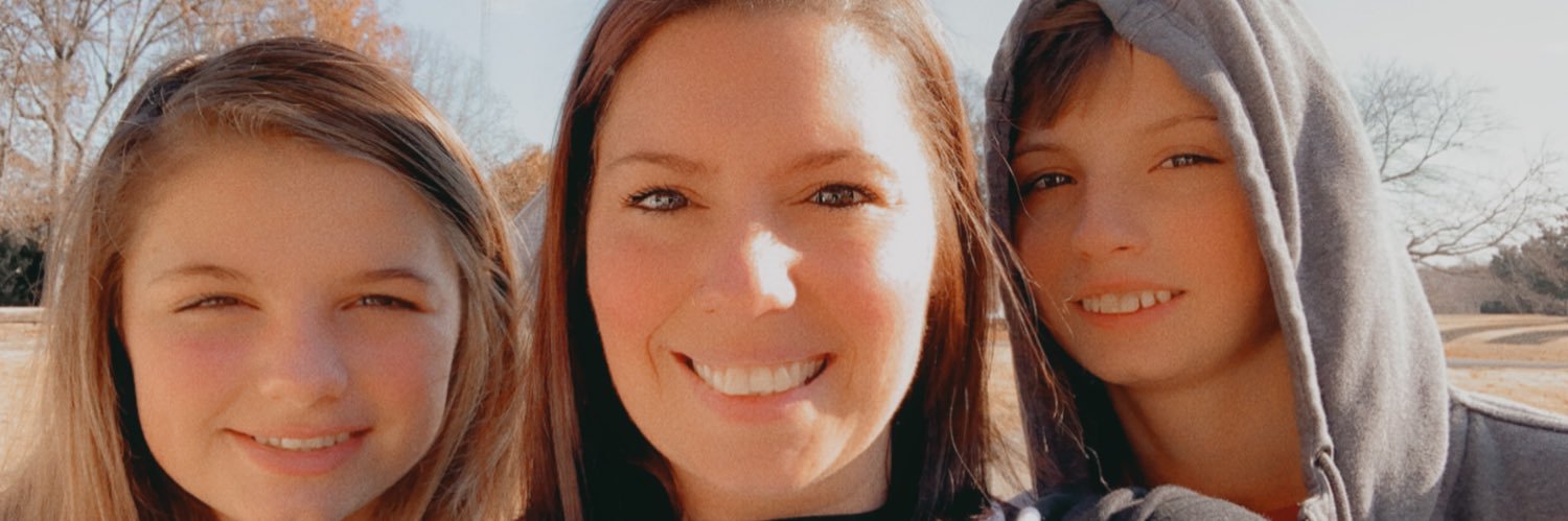 TiaKillen's profile banner image