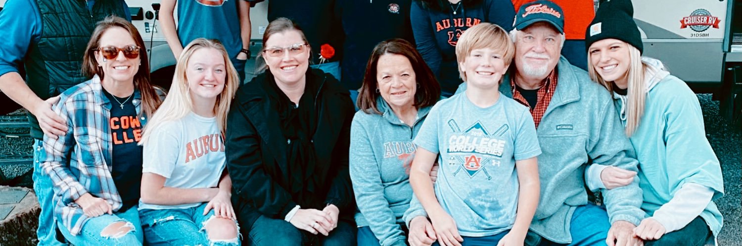 AshlynWiggins's profile banner image