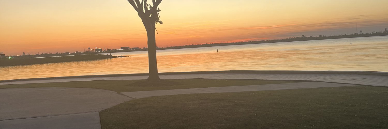 real_tree_pro's profile banner image