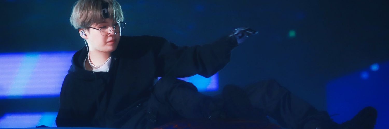 zeigdich89's profile banner image