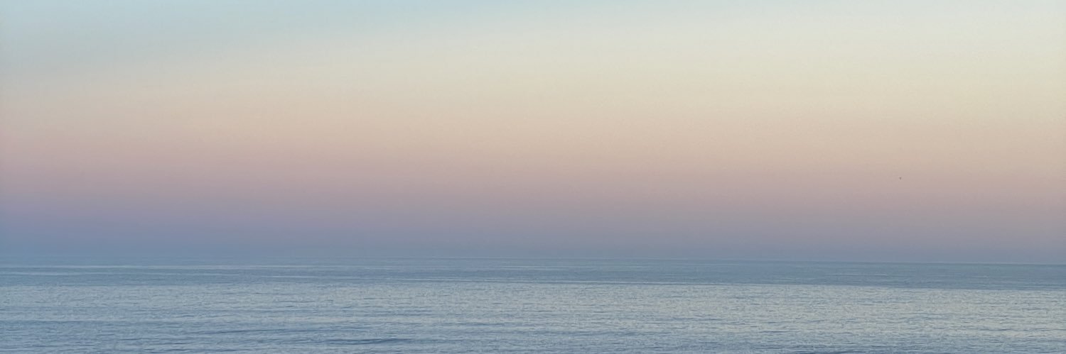 luvairo1's profile banner image