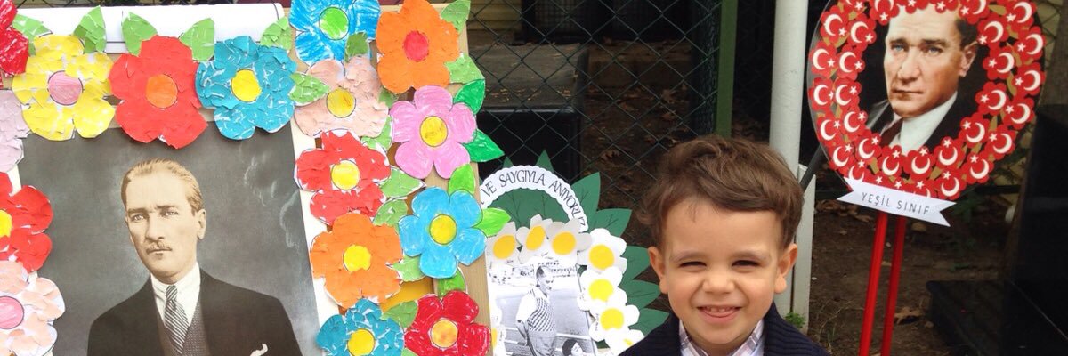 GururDL's profile banner image