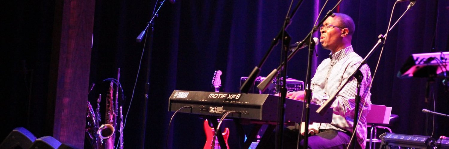 AyindeSings's profile banner image