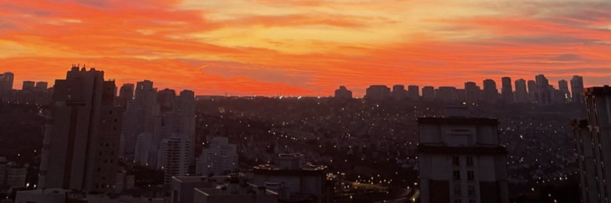 fe_de_ye's profile banner image