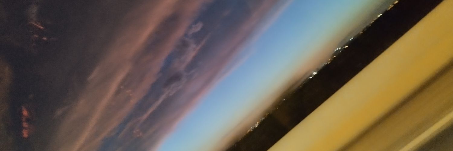 luxjaziri's profile banner image