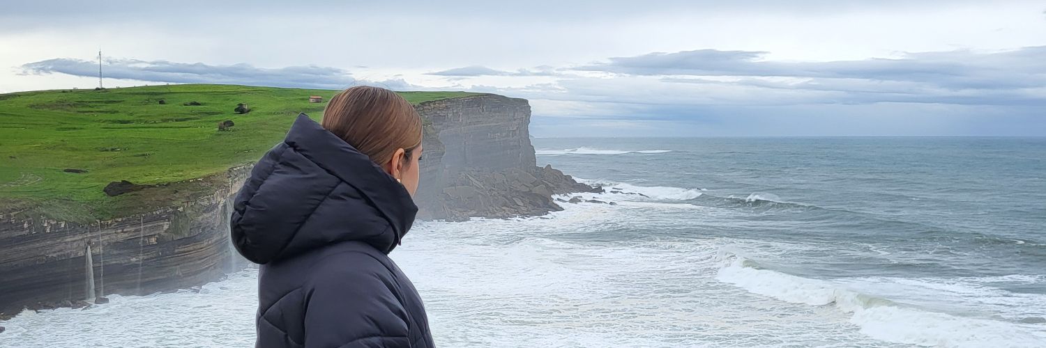 Larazm16's profile banner image